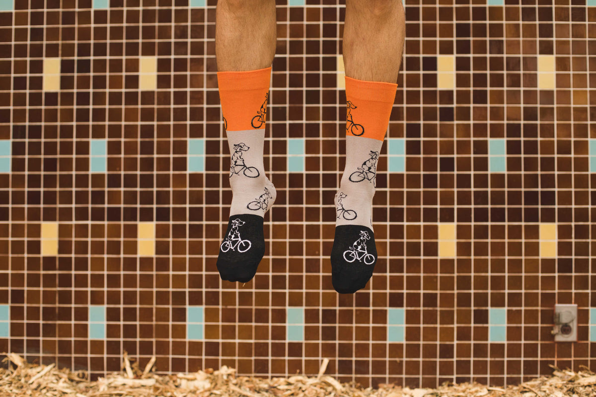 Men's Orange Dogs Riding Bikes Socks