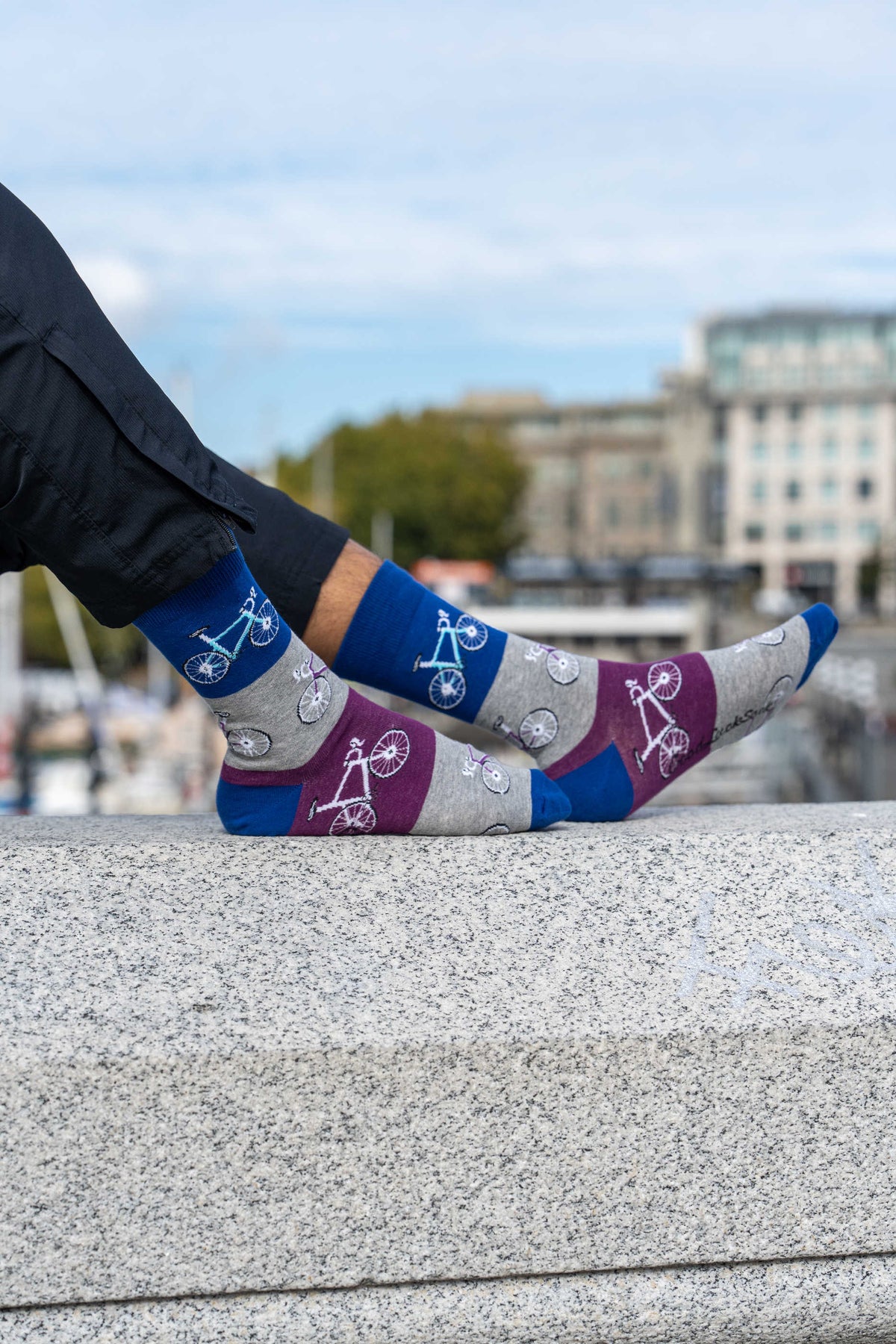 Men's Blue & Grey Checkered Bicycle Socks