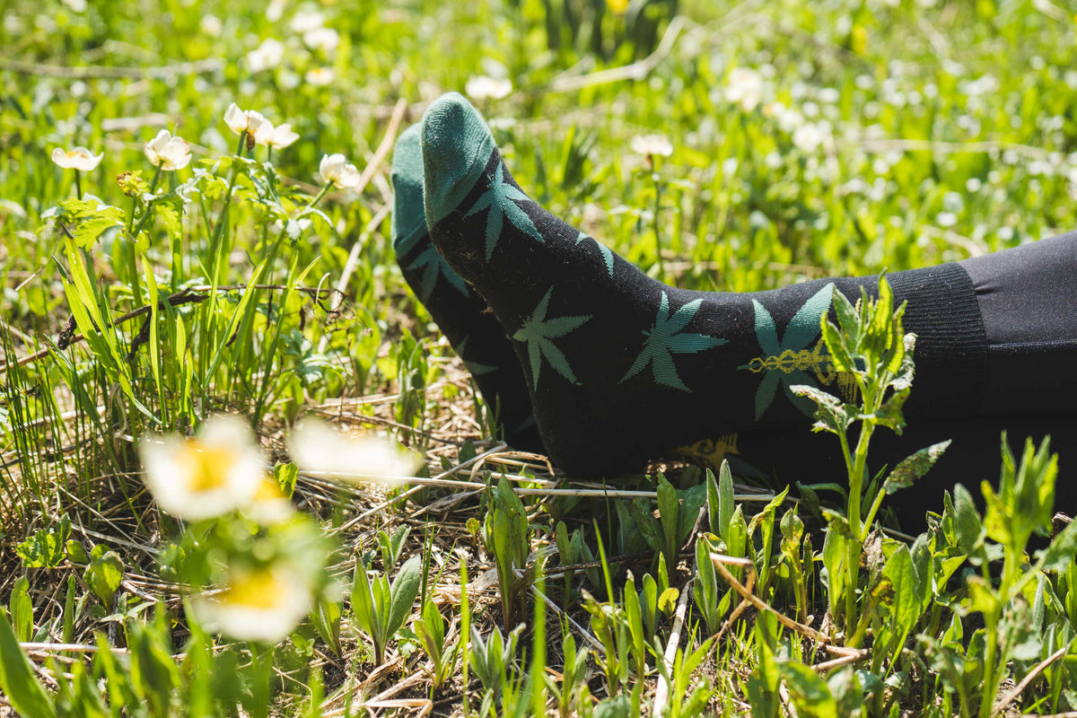 Women's Marijuana Leafs Socks
