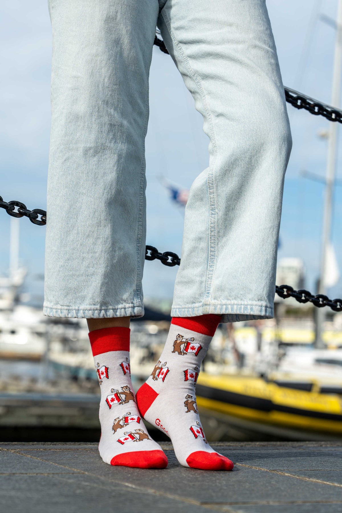 Women's Beaver Waving Canada Flag Socks