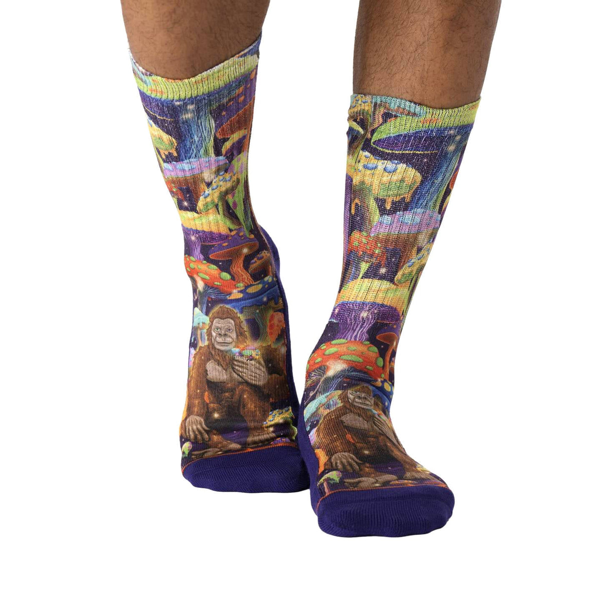 Men's Bigfoot Eating Mushrooms Socks